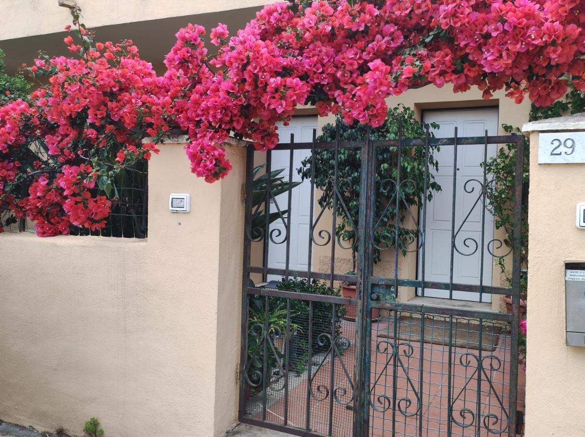 La Casa Di Luca Daire Olbia Dış mekan fotoğraf